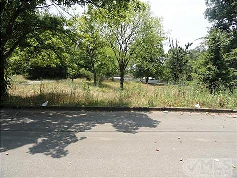 5th image of 250 Caldwell Ln