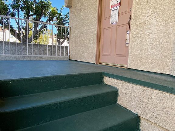 2nd image of 1037 Sunset Blvd Unit D