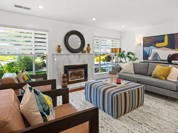 6831 Oakmont Drive, Santa Rosa, CA 95409