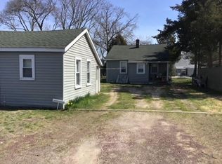 59 Meeting House Creek Rd, Riverhead, NY 11901