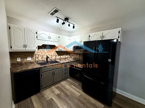 2107 Epworth Dr NE APT H, Huntsville, AL 35811