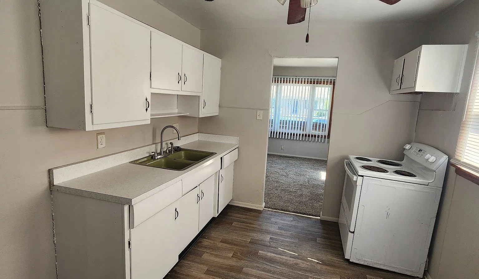 2 bedroom 1 bath house for rent — Photo 3