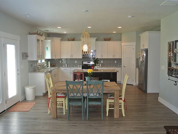 2nd image of 14464 S Highfield Dr