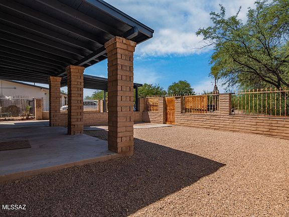 4th image of 3141 W Calle Cisne