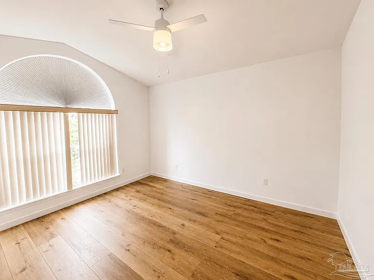 315 Mirabelle Dr — Photo 13