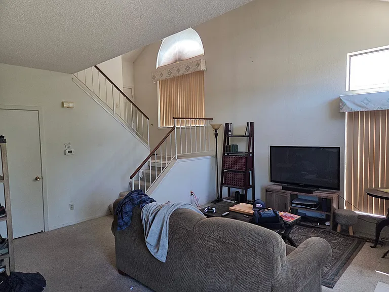 4075 Snowshoe Ln — Photo 6