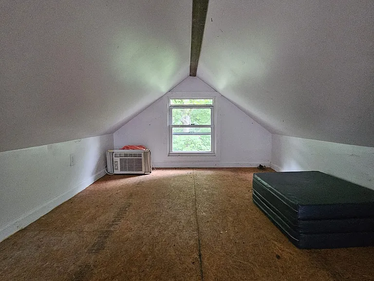 32 Cannon Rd #B — Photo 9