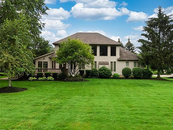 2nd image of 11376 Saddlewood Ln