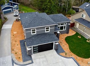 208 Polo Park Dr, Bellingham, WA