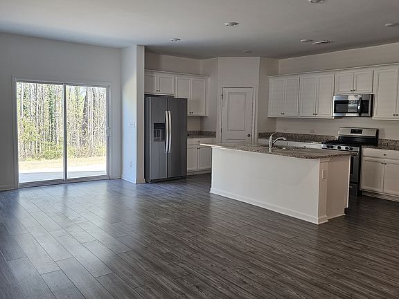 4th image of 97 Horned Owl Ave