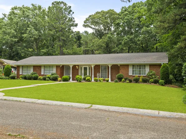 1212 Lemoyne Blvd, Prentiss, MS 39474