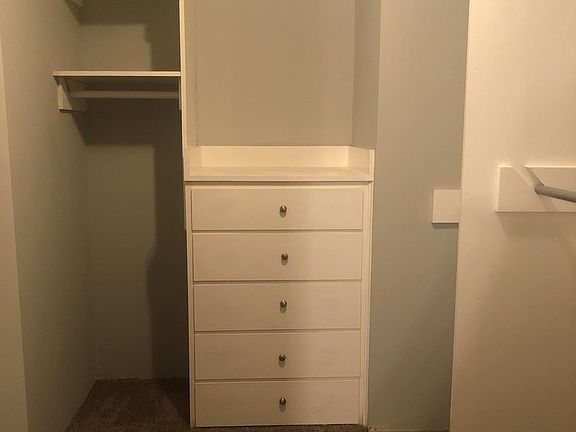 5th image of 2796 Ashley Ave