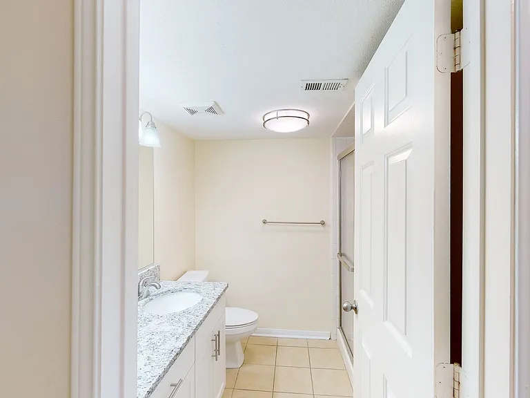 The Carriage Homes at Wyndham — Photo 77