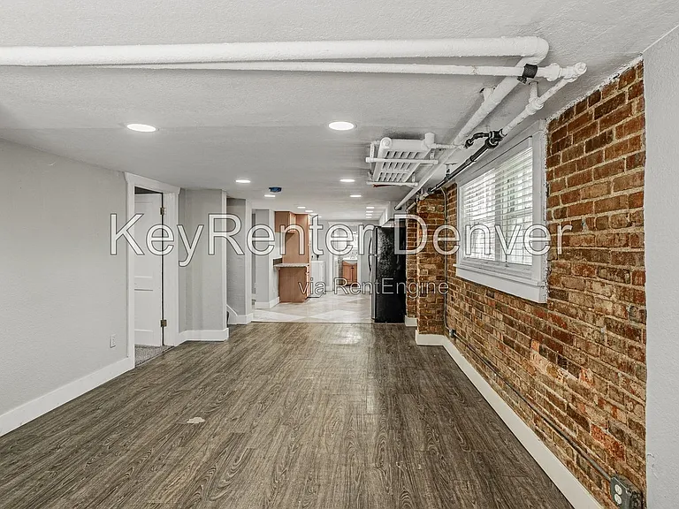 945 N Washington St #100 — Photo 23