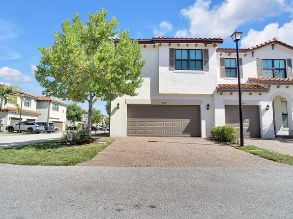 2030 Oysterwood Lane #2030, Riviera Beach, FL 33410