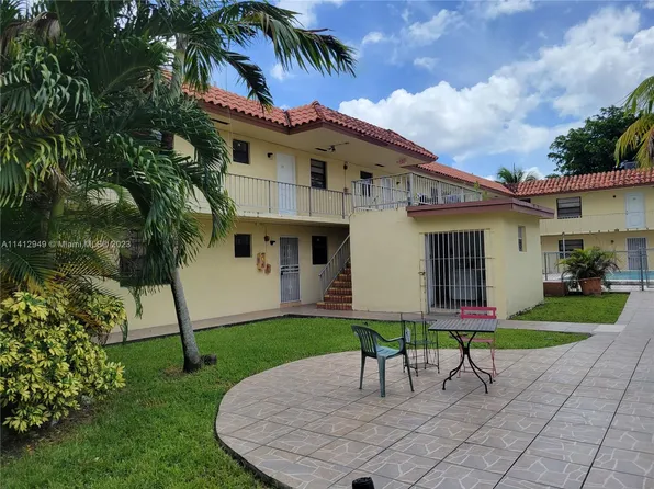8701 SW 12th St APT 24, Miami, FL 33174