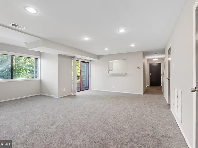 8018 Valley Manor Rd #3B — Photo 22