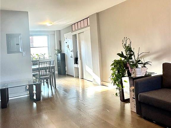 4th image of 6115 97th St APT 15H
