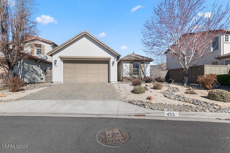 1st image of 455 Dartmoor Ct