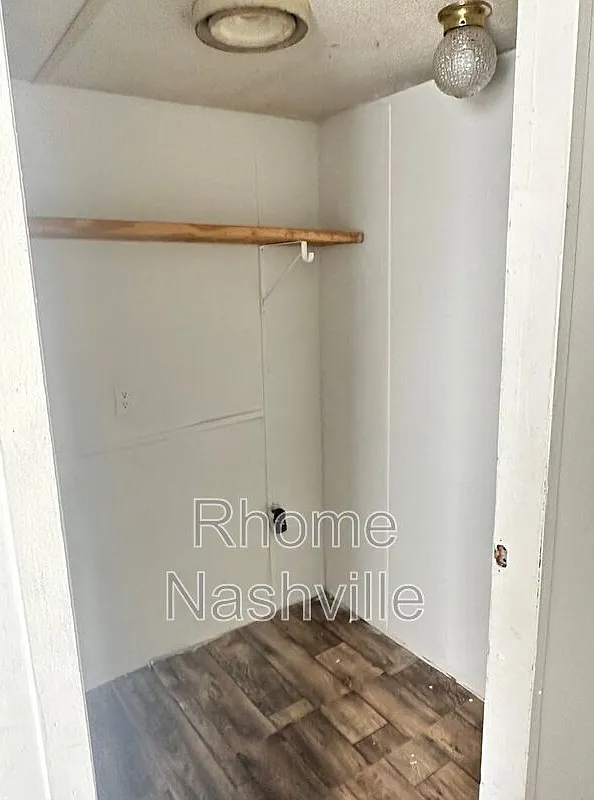 3 bed, 2.0 bath, 1008 sqft, $1,200 — Photo 4