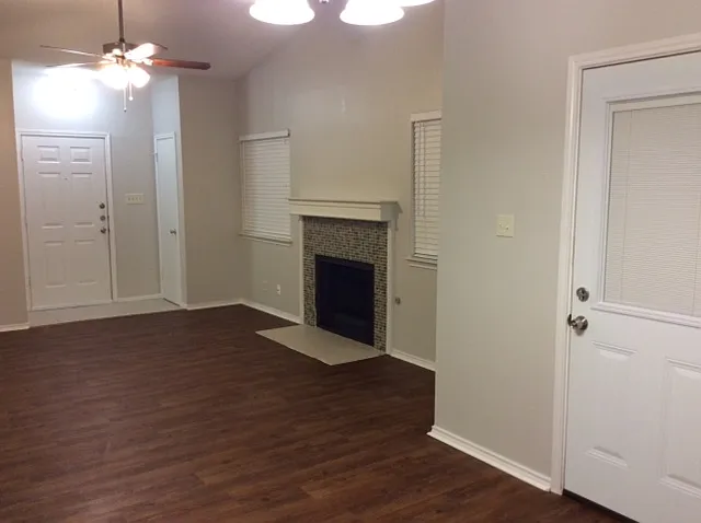 3417 Ridge Country St — Photo 4