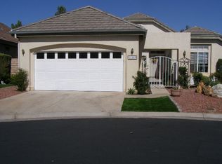 11169 Pleasant Hills Dr, Apple Valley, CA 92308