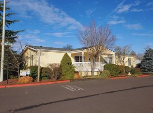 18204 S Silverwood Dr #303, Oregon City, OR