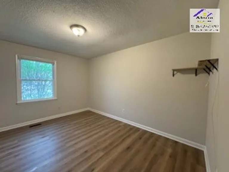6263 Lake Trail Dr — Photo 16