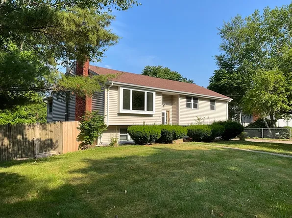 10 Albany St, Brockton, MA 02301