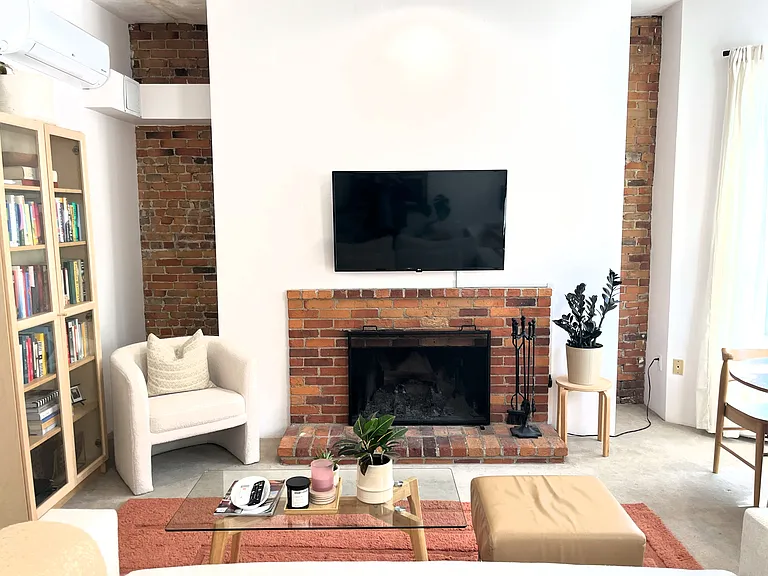 69 Chandler St #3 — Photo 8