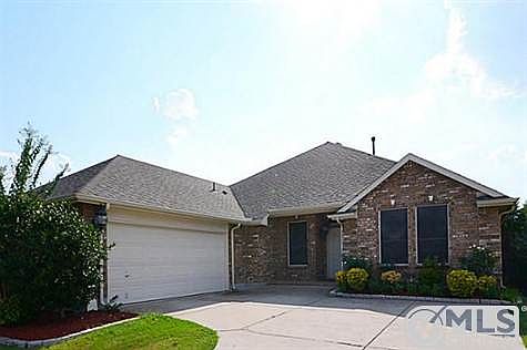 1st image of 1561 Sweetbriar Dr