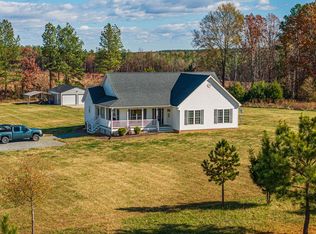1094 Throckmorton Trl, Scottsburg, VA