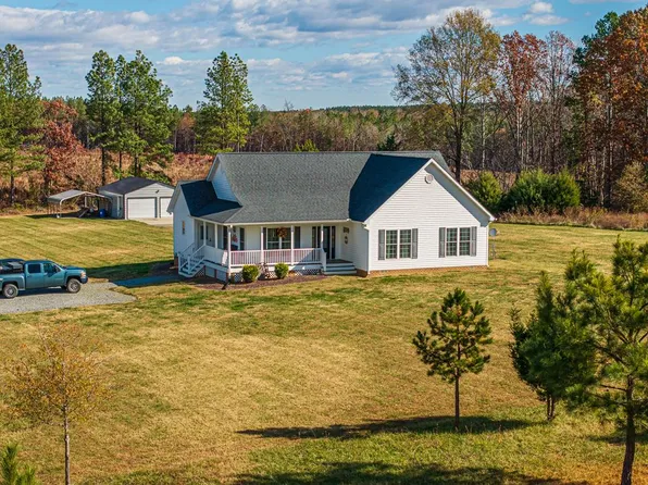 1094 Throckmorton Trl, Scottsburg, VA 24589