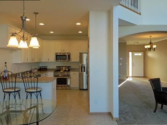 3rd image of 15421 Junegrass Ln