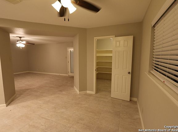 5th image of 8022 Sunshine Trail Dr