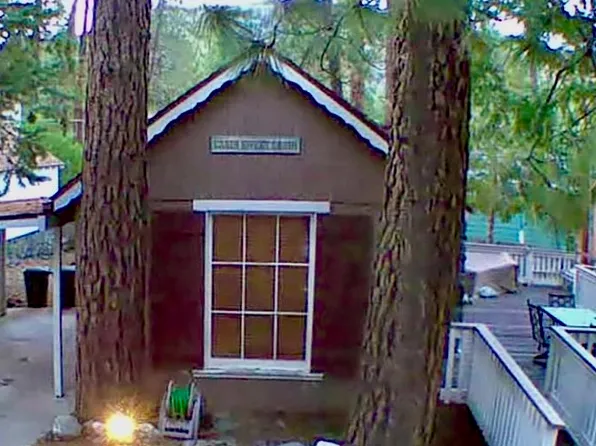 1674 Twin Lakes Rd, Wrightwood, CA 92397