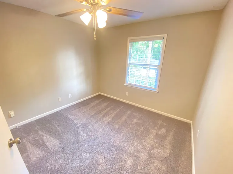 800 Oakwood Villa Dr — Photo 9