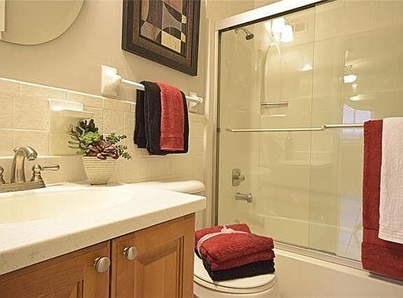 5th image of 6632 Alamo Ave APT 1