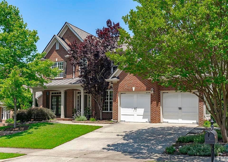 1st image of 321 Belrose Dr