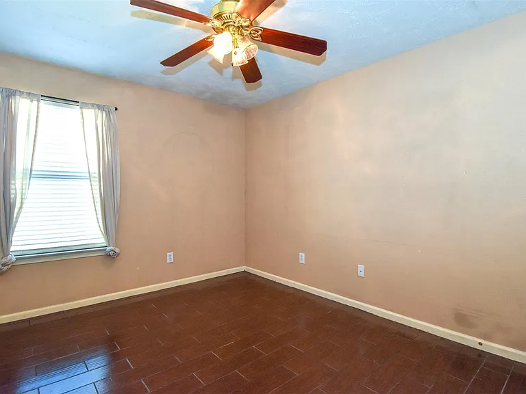 7215 Kransburg Ranch Dr — Photo 19