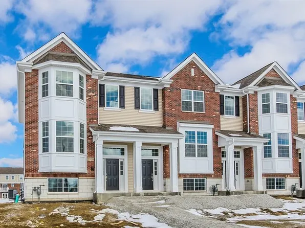 2949 Madison Dr, Naperville, IL 60564