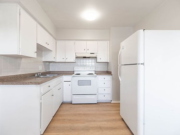 5th image of 5275 W 1st Ave Unit 202