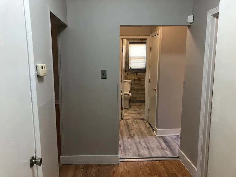 493 Southern St — Photo 10