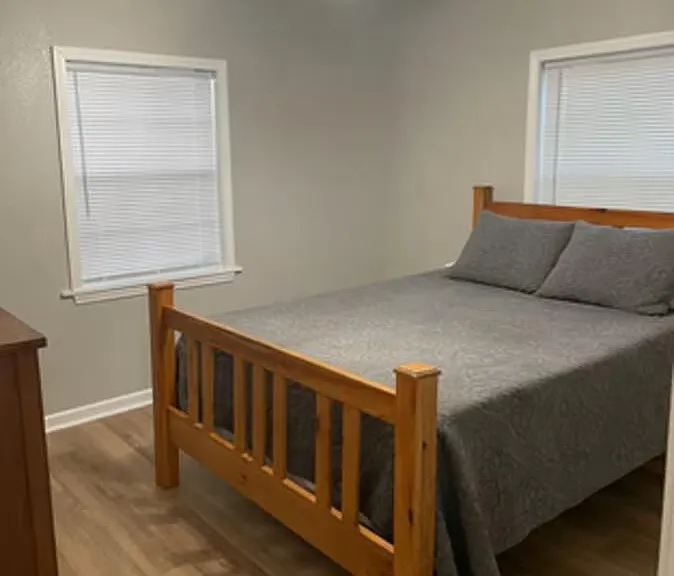 421 Perkins Ave — Photo 6