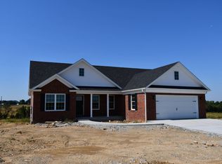 177 Scenic Hill Dr, Lebanon, KY 40033