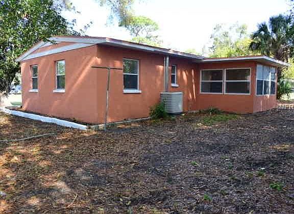 3rd image of 1615 Stevenson Dr