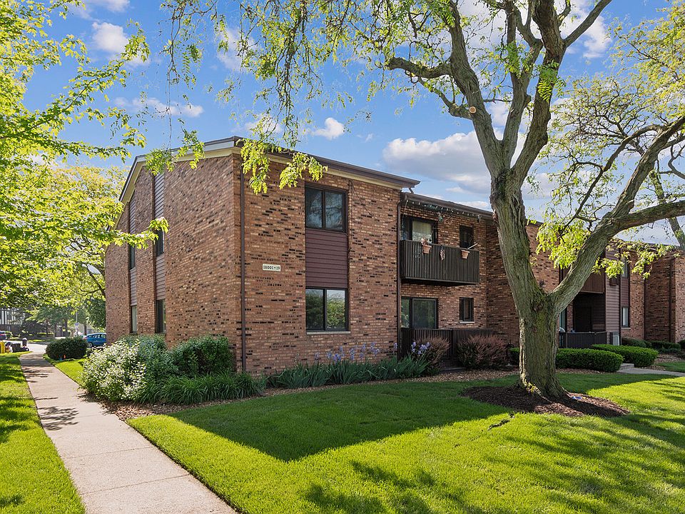 1st image of 18001 Oak Park Ave APT A