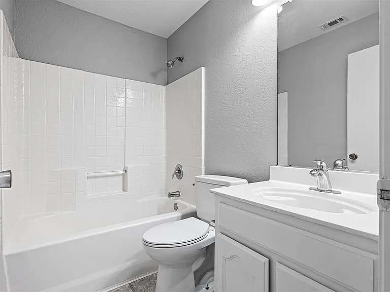 308 Deer Run Dr — Photo 3