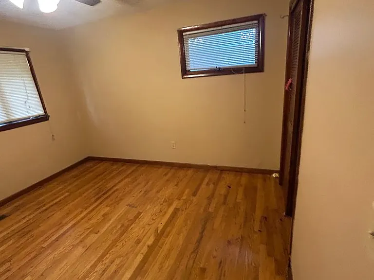 2277 Jennings St — Photo 6