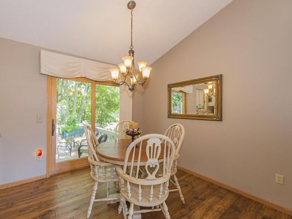 4th image of 6650 Winfield Cir N